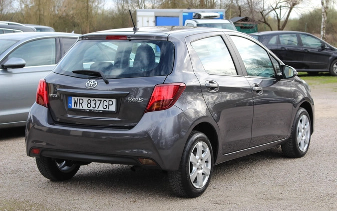 Toyota Yaris cena 34900 przebieg: 194000, rok produkcji 2015 z Dzierżoniów małe 407